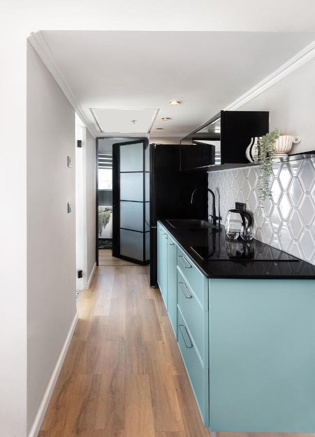 Herzelia Sea View Stylish 1Br With Balcony By Beachfront Stay מראה חיצוני תמונה