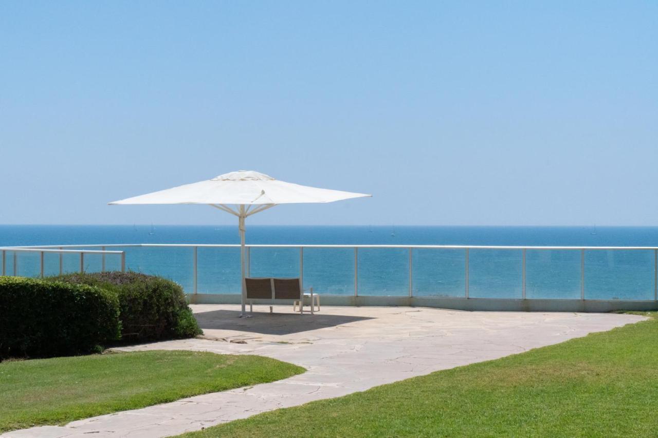 Herzelia Sea View Stylish 1Br With Balcony By Beachfront Stay מראה חיצוני תמונה